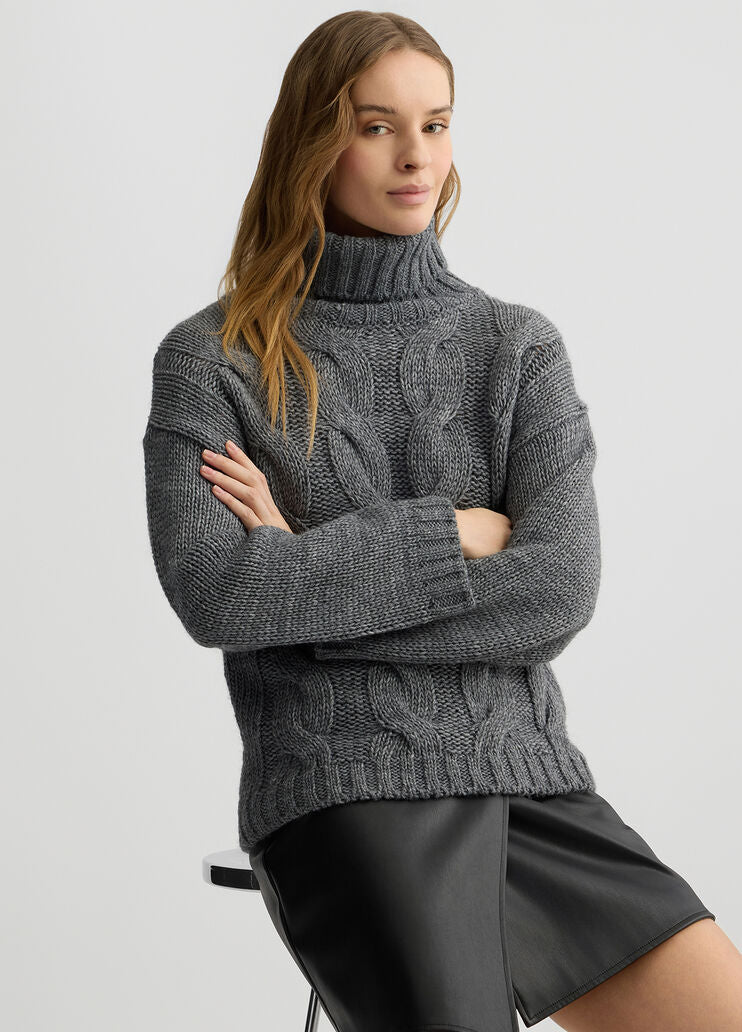 Polo-neck cable-knit pullover