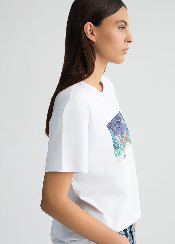 Printed T-shirt with rhinestones