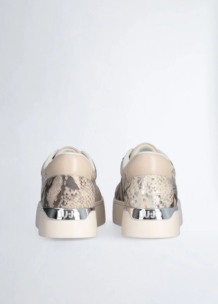 Python-print sneakers