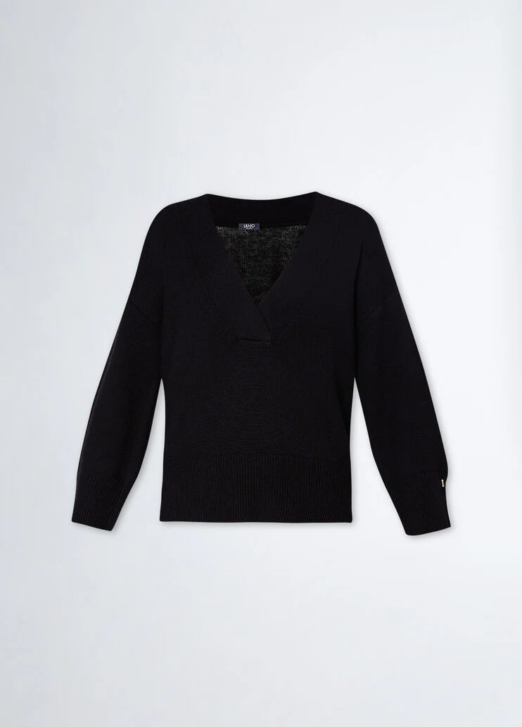 Wool and cashmere sweater