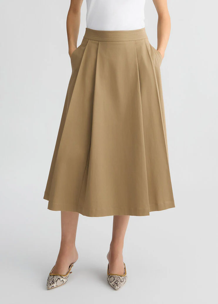 Beige pleated skirt