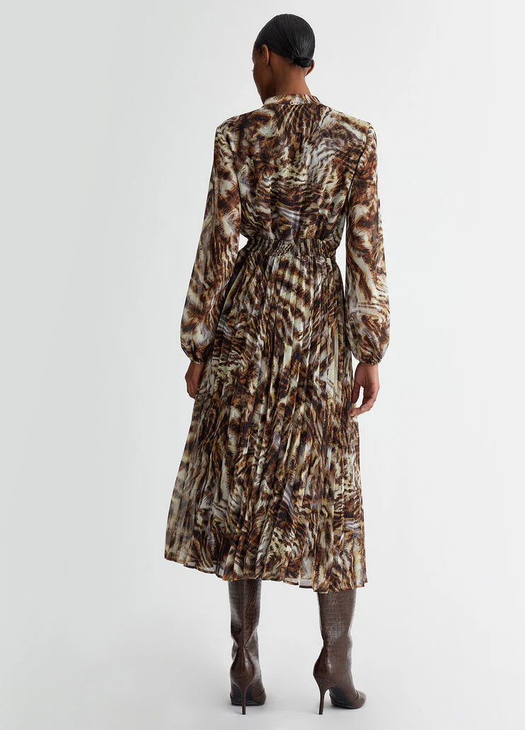 Shirt dress with animal print