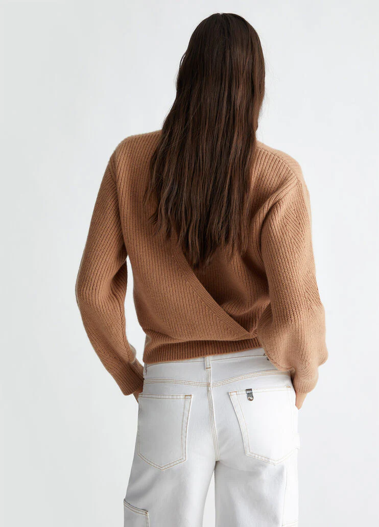 Wool sweater with gemstones