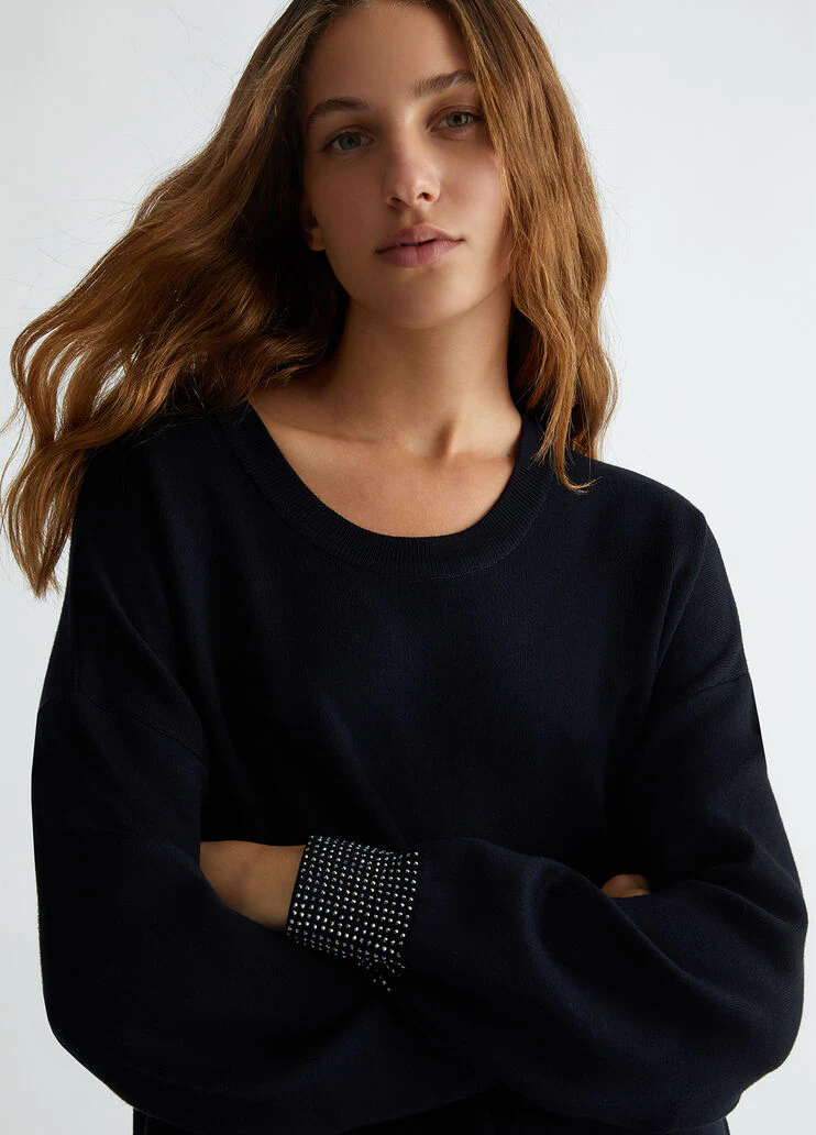 Crew-neck sweater with rhinestones