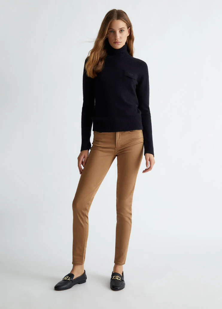 Cropped Bottom Up trousers
