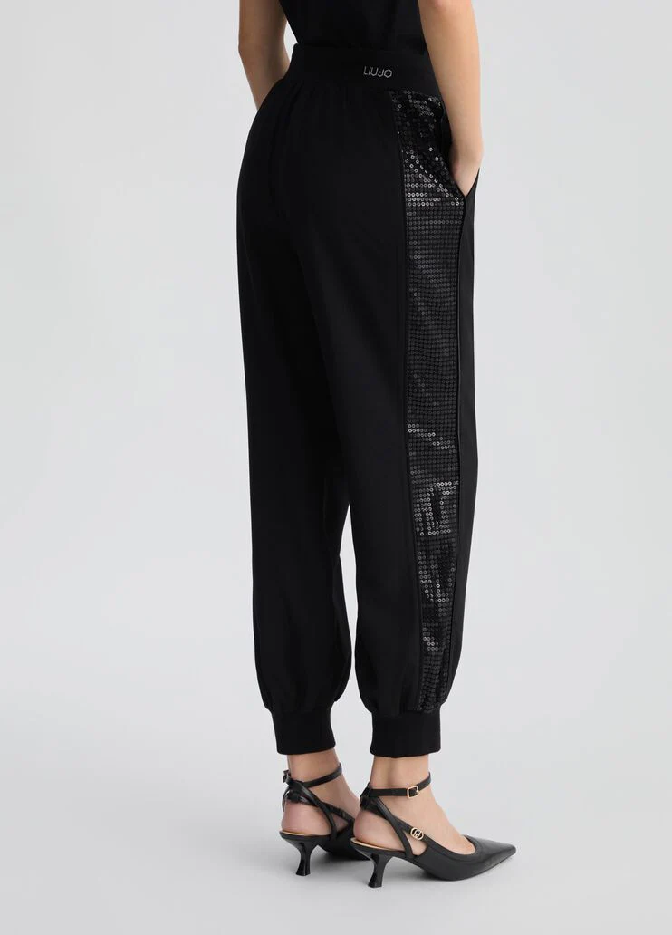 Joggers with sequins