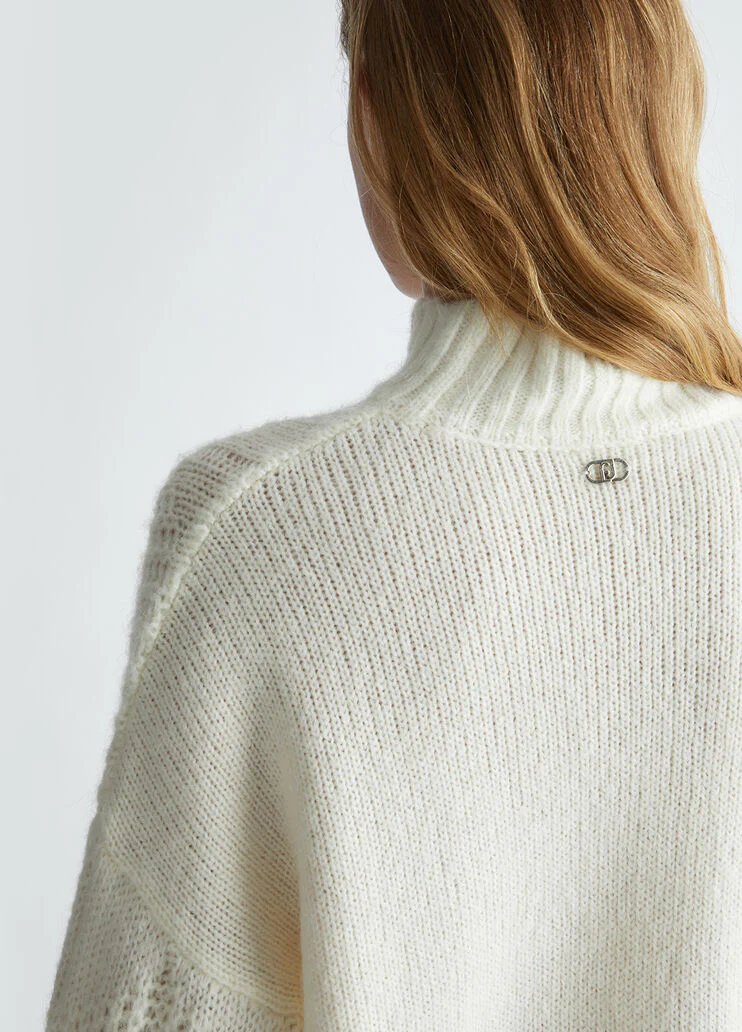 Turtleneck with sequins