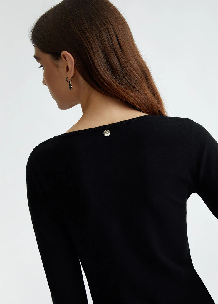 Black top with cut-out