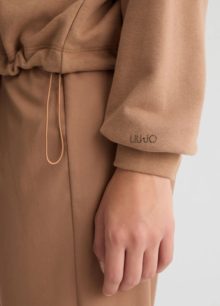 Brown sweatshirt with rhinestones