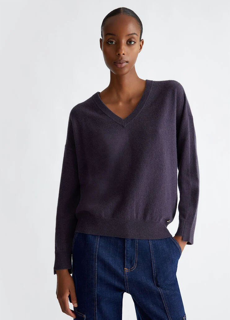 Wool and cashmere sweater