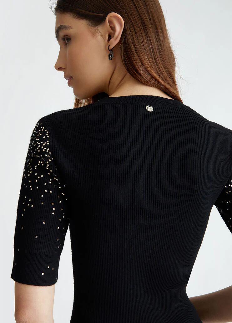 Top with dégradé gemstones