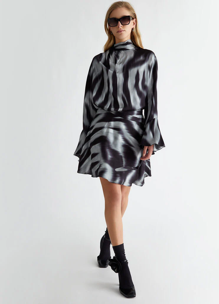 Printed satin miniskirt