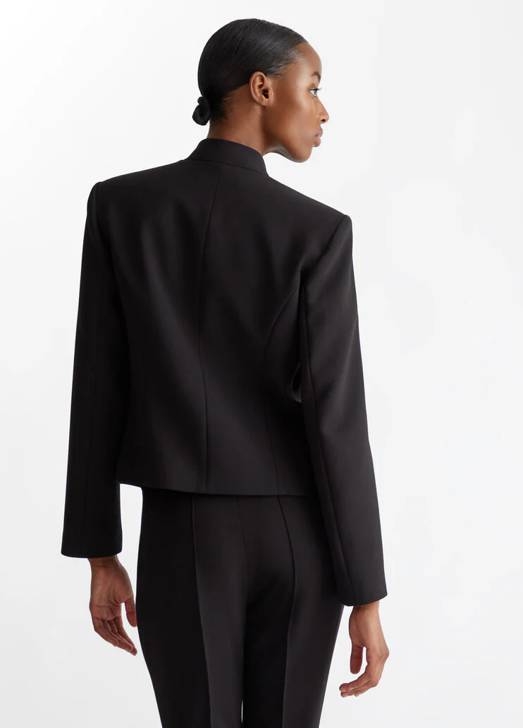 Slim-fit suit blazer