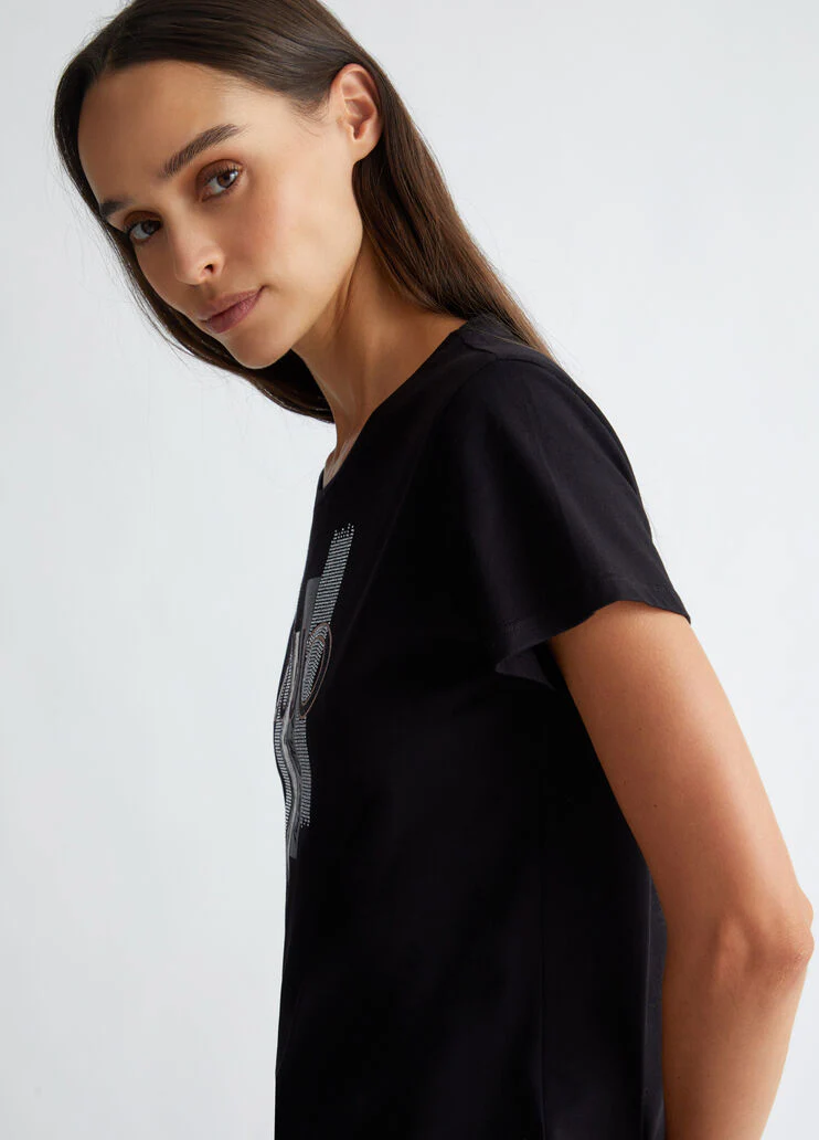 T-shirt with logo and gemstones