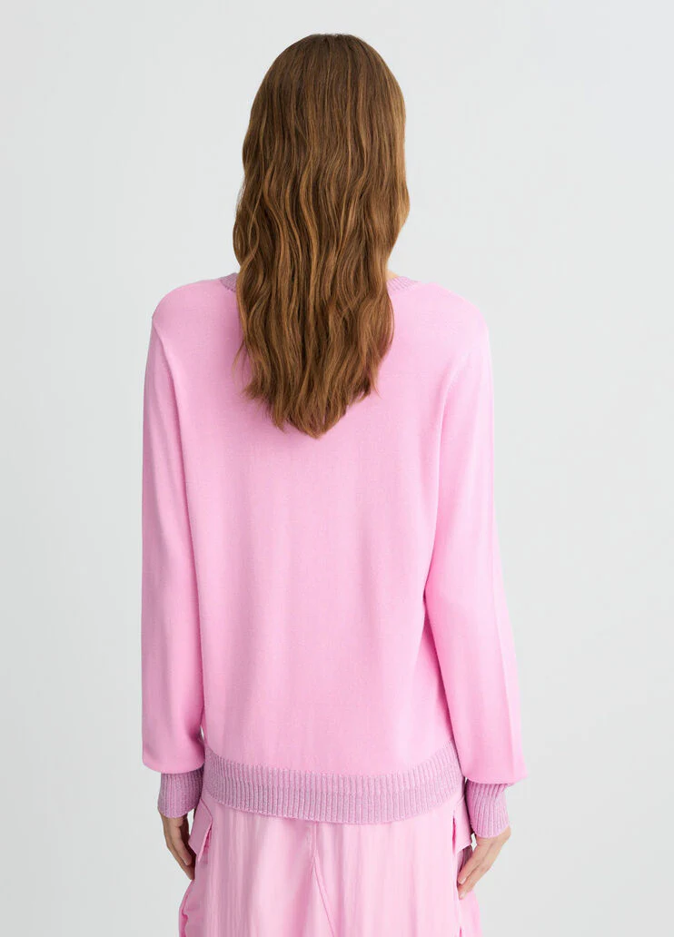 Pink long-sleeved jumper