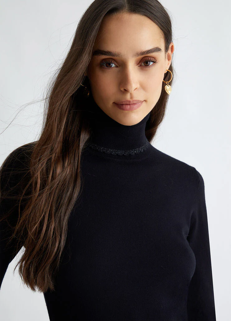 Knit turtleneck