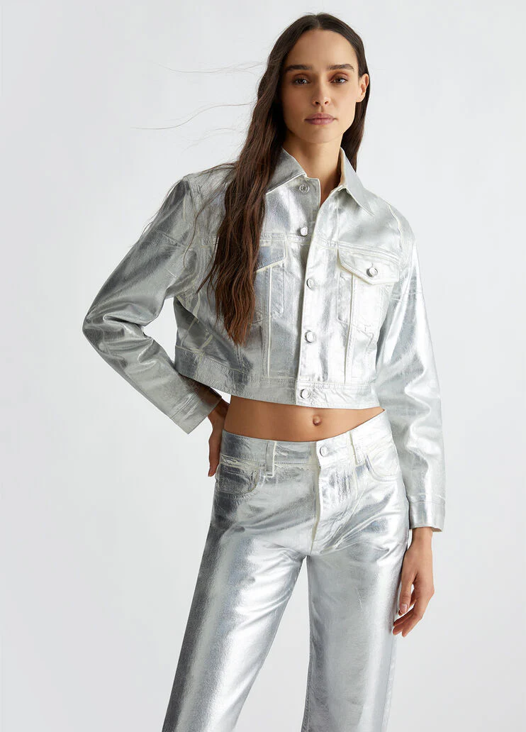 Foil-effect jacket