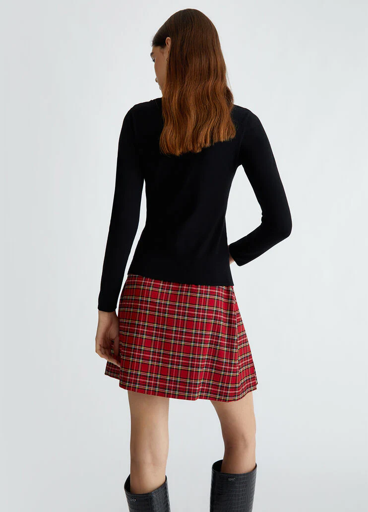 Black top with cut-out