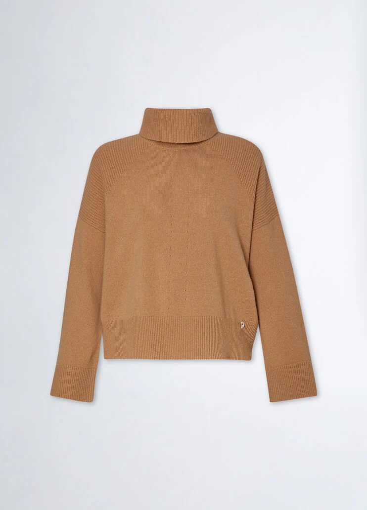 Woollen turtleneck