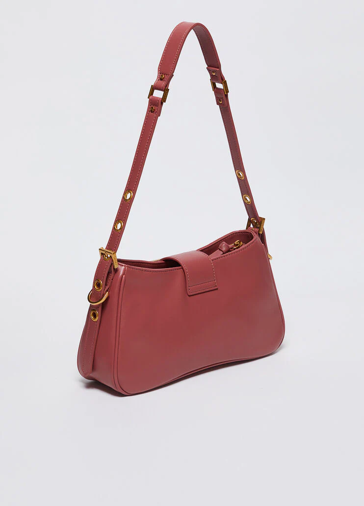 Shoulder bag with buckle