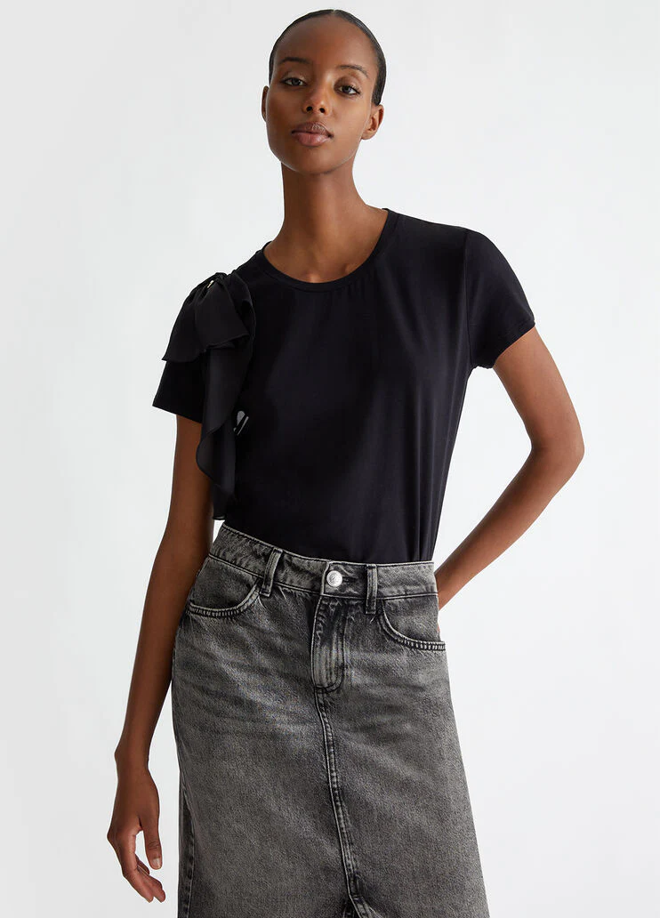 T-shirt with ruching