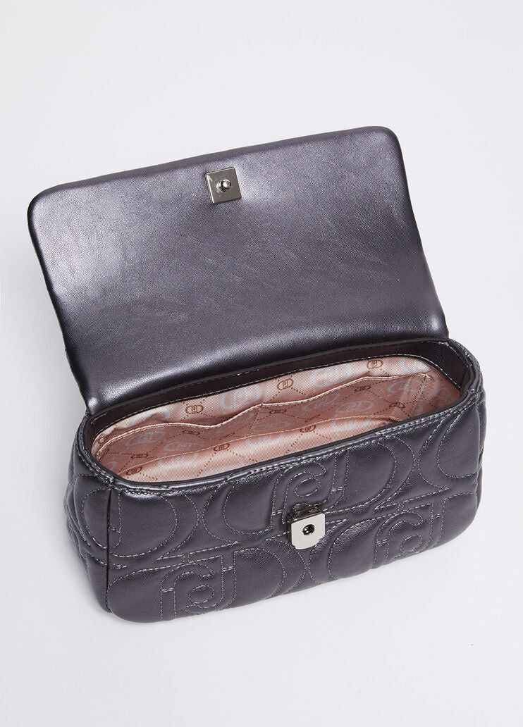 Quilted shoulder bag with logo