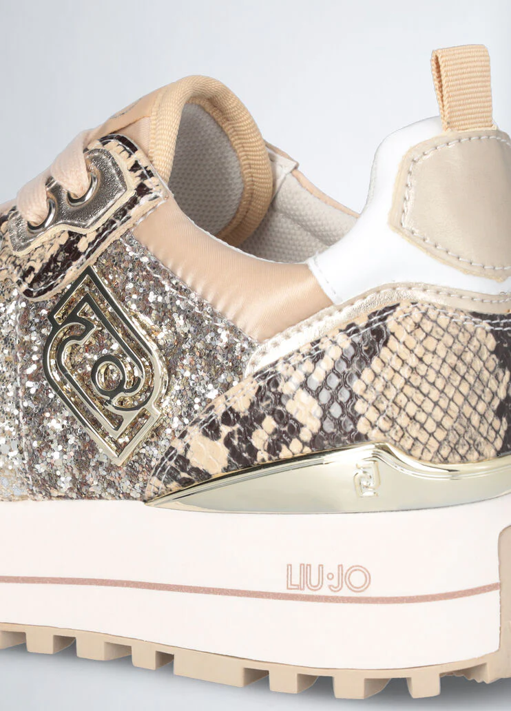 Platform sneakers with glitter