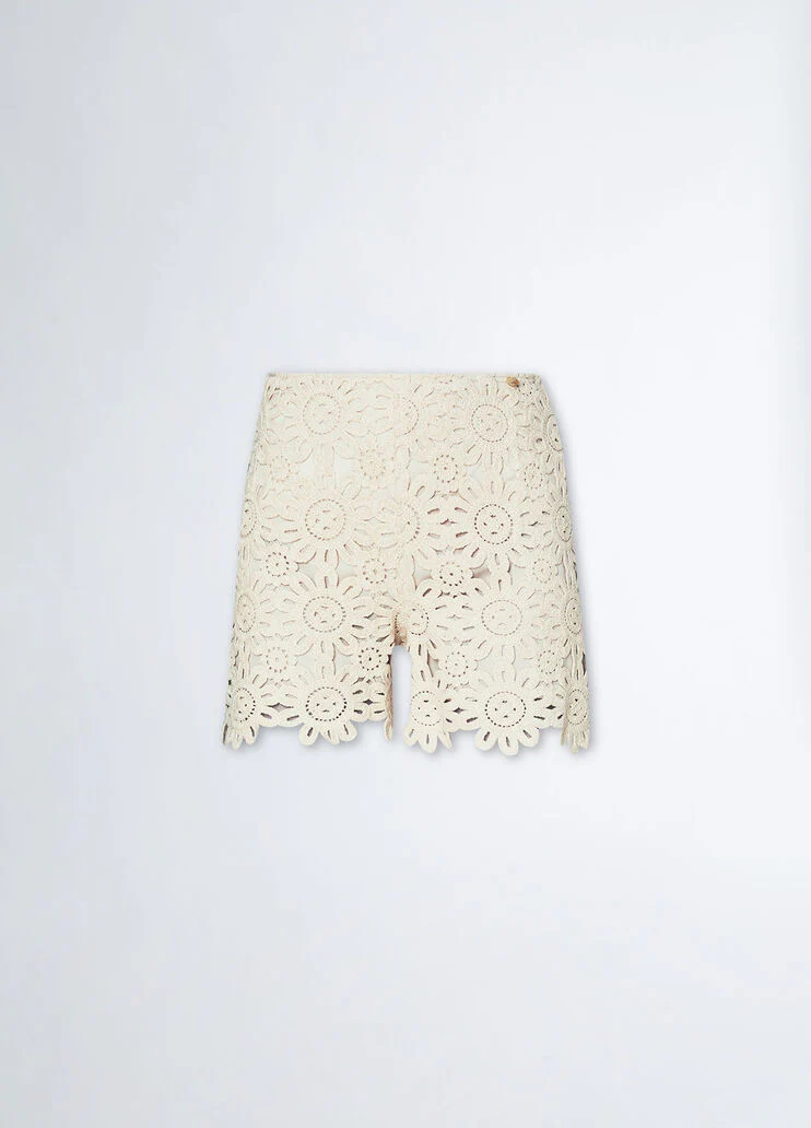 Macramé shorts