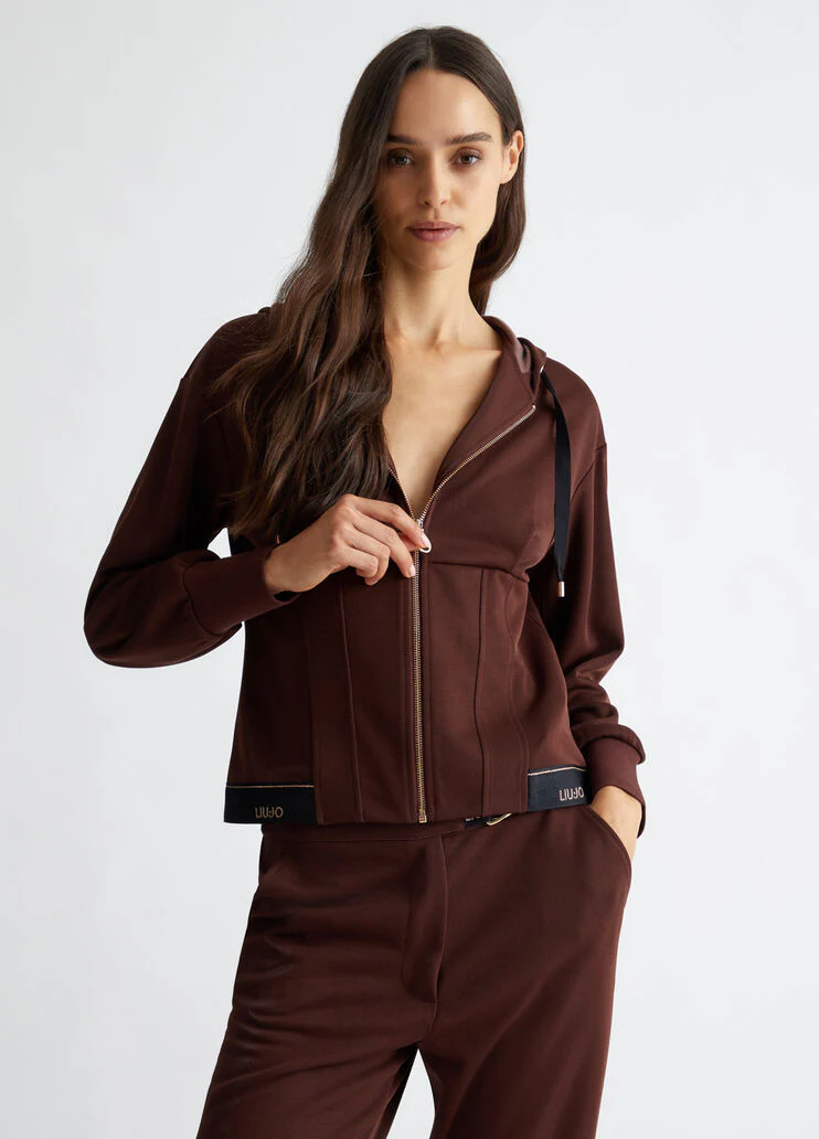 Hooded sweatshirt with zip