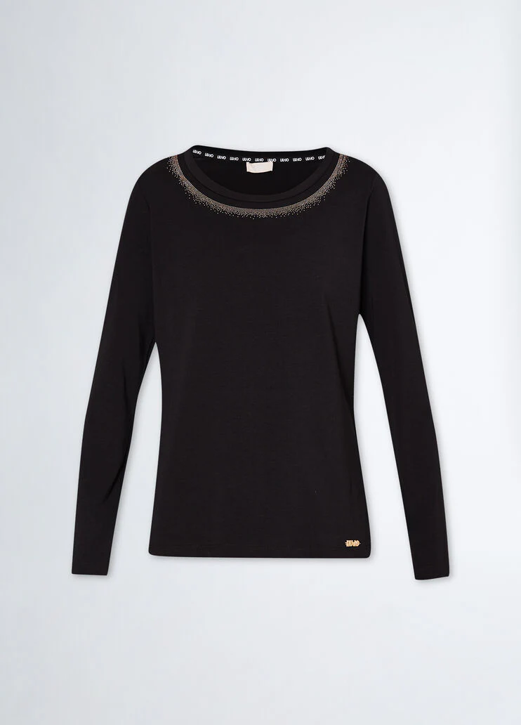 T-shirt with rhinestones