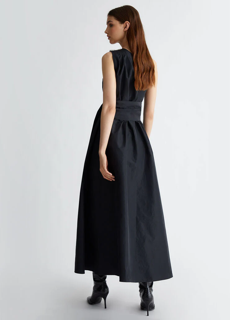One shoulder dress in taffeta