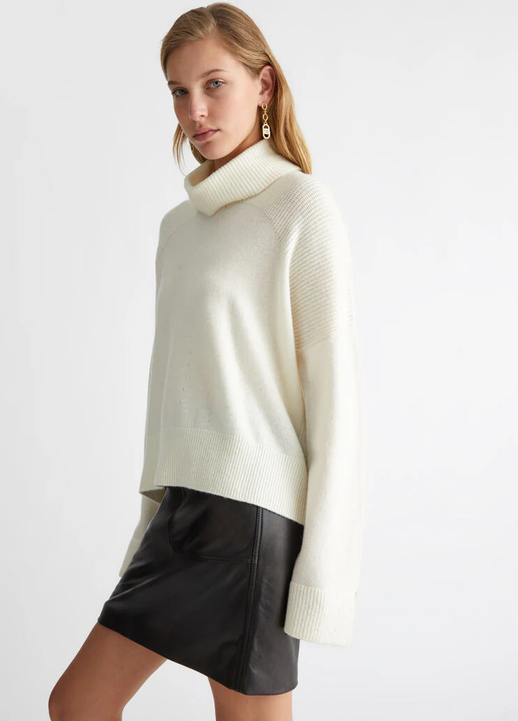 Woollen turtleneck