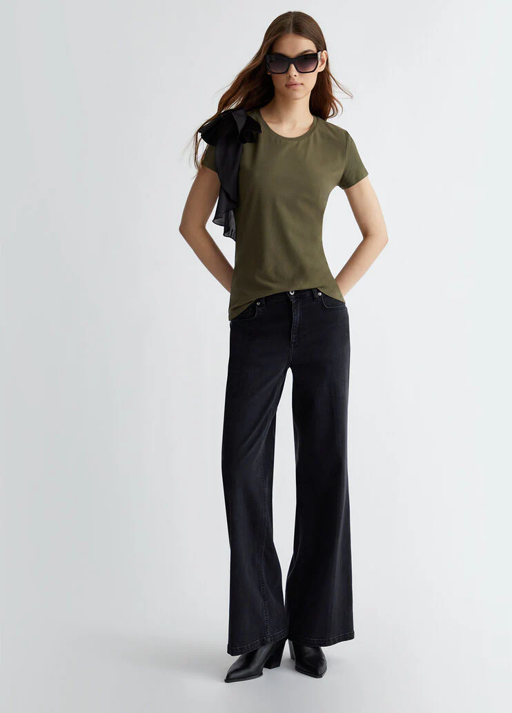 T-shirt with ruching