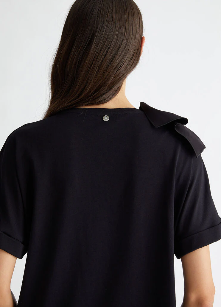 T-shirt with ruching