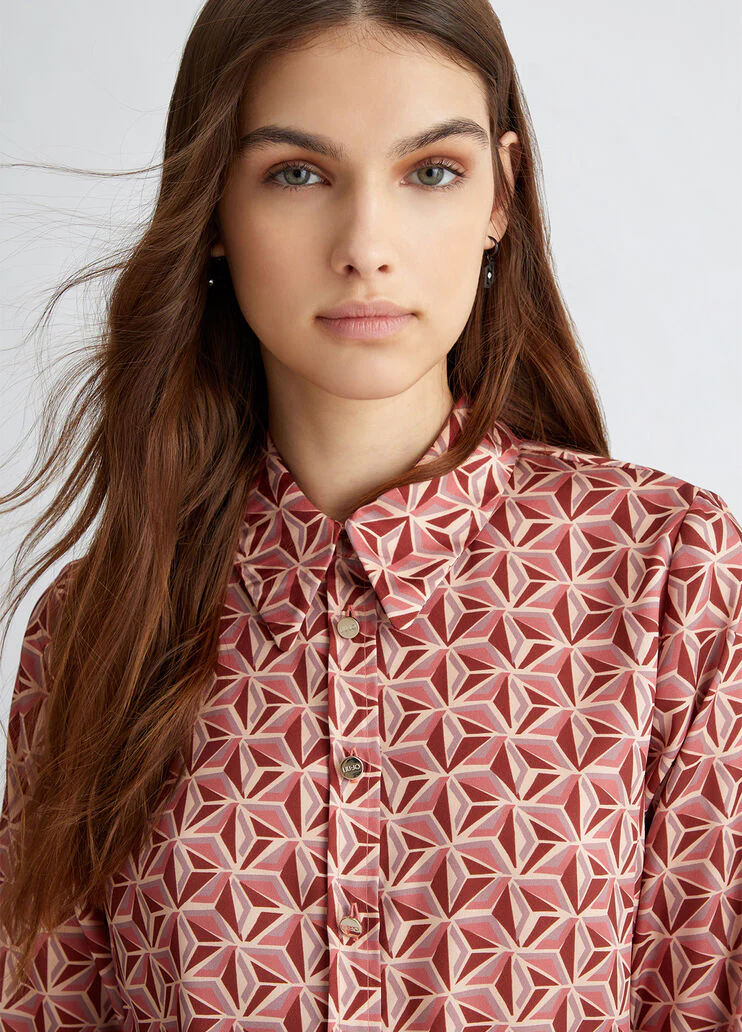 Shirt with geometric print