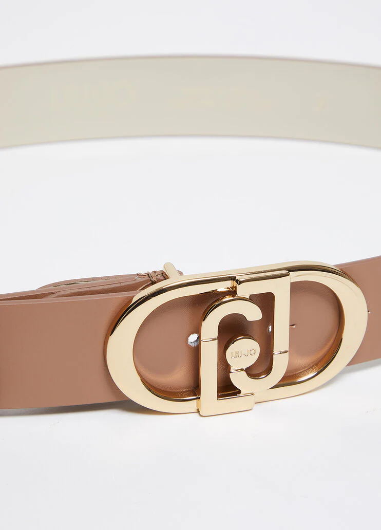 Leather belt with logo