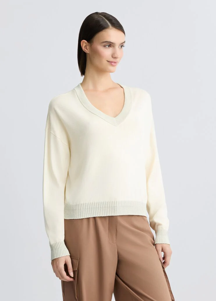 Ivory V-neck jumper
