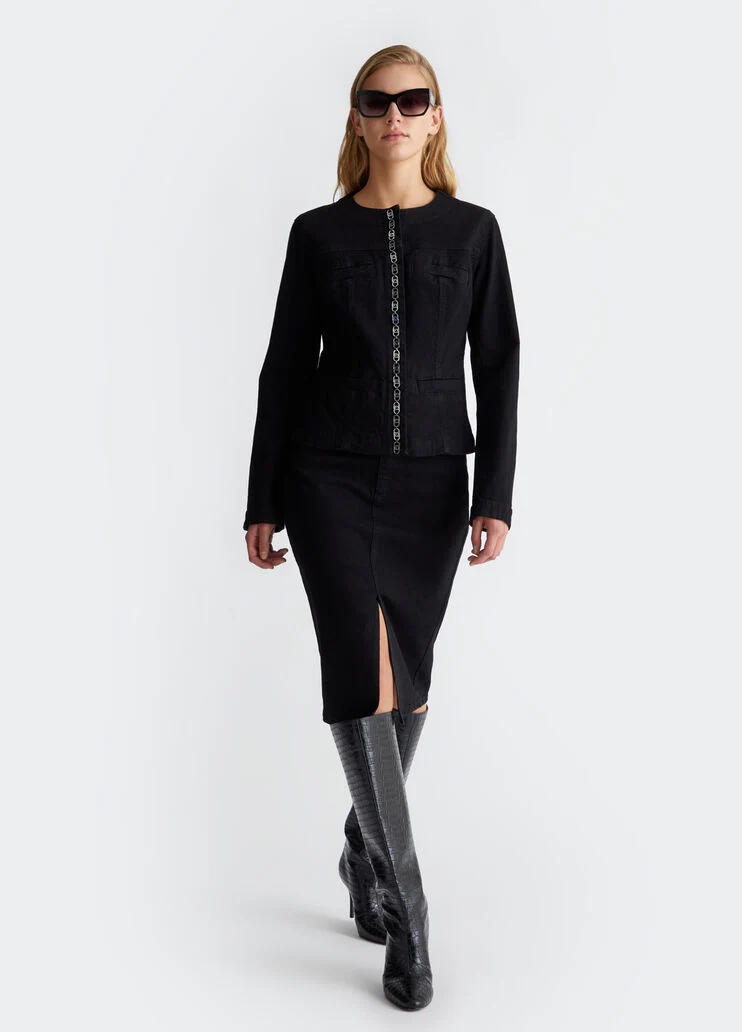 Denim skirt with branded belt