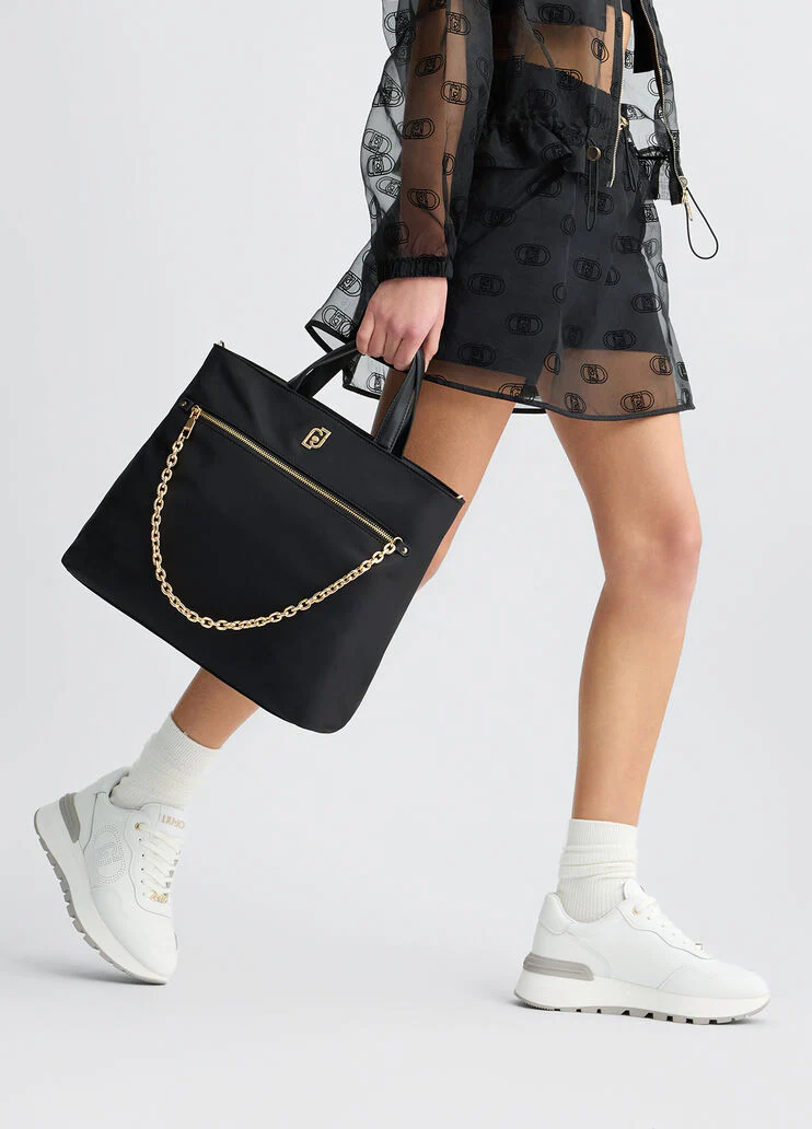 Nylon shopping bag with chain