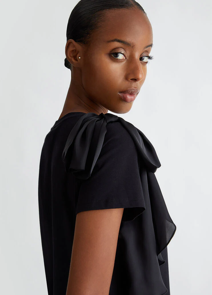 T-shirt with ruching