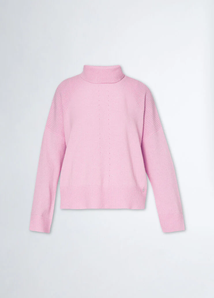 Woollen turtleneck