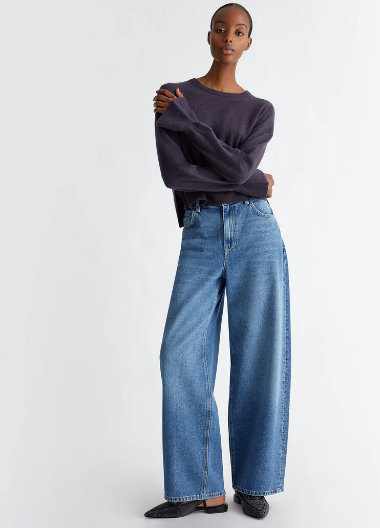 Wool and cashmere sweater