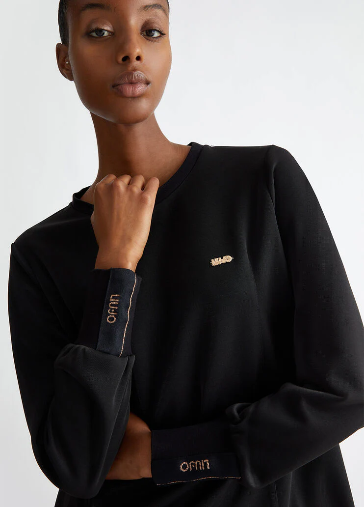 Crew neck sweatshirt