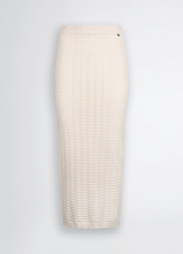 White knit skirt