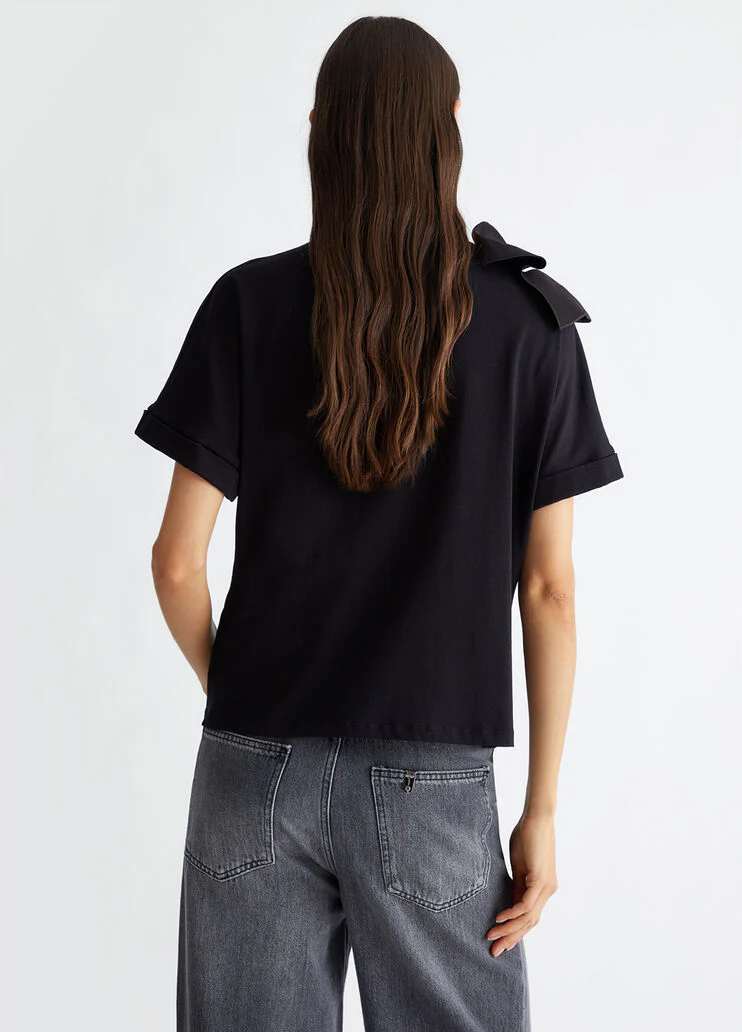 T-shirt with ruching