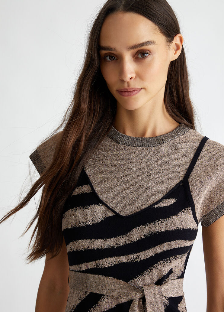 Jacquard jumper with belt