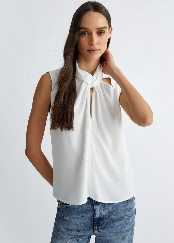 Crepe top