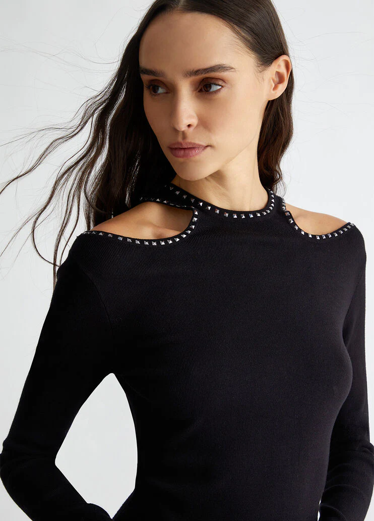 Knit dress with studs