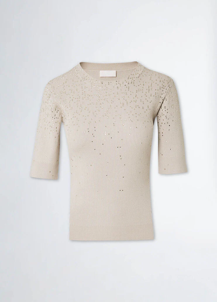 Top with dégradé gemstones