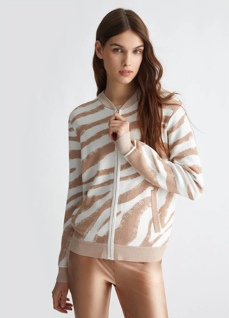 Jacquard cardigan with zip